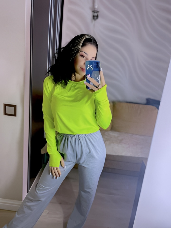 Дарья привлекательная девушка из Глазова цена от 5000 руб