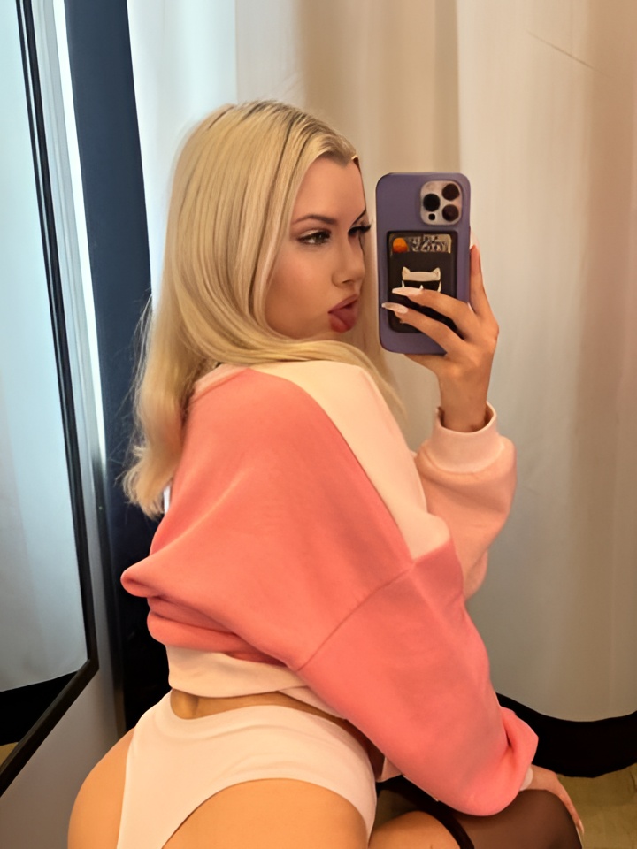 Устинья привлекательная девушка из Глазова цена от 1500 руб