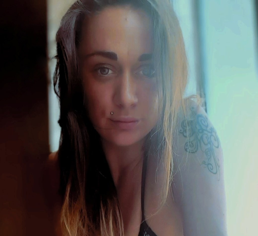 Светлана привлекательная девушка из Глазова цена от 3000 руб