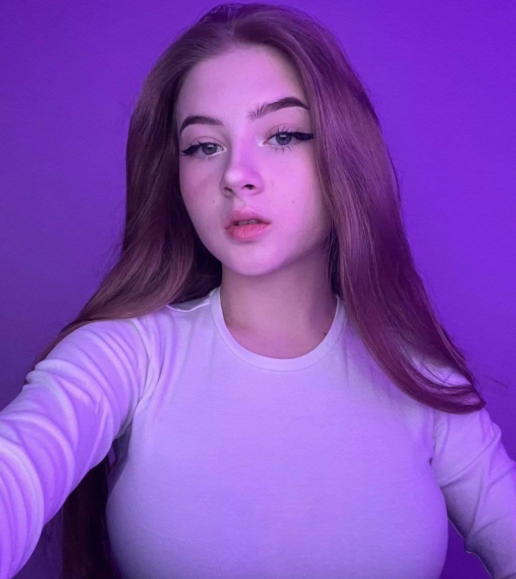 Влада привлекательная девушка из Глазова цена от 3000 руб