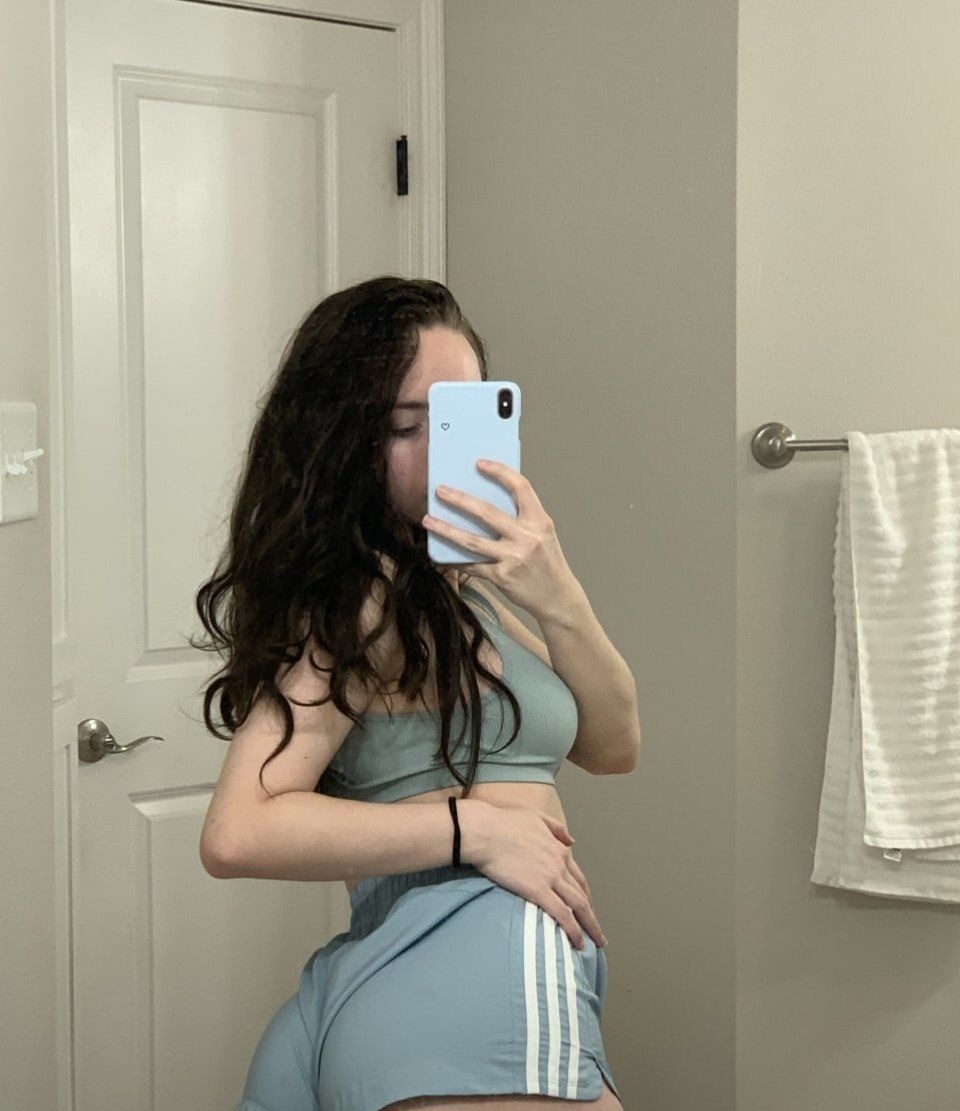 Дина привлекательная девушка из Глазова цена от 3000 руб