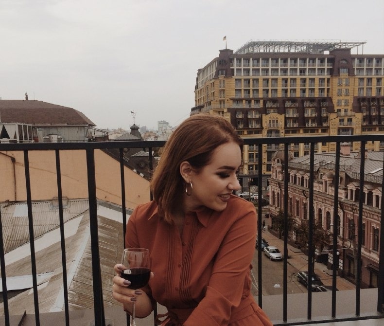 Ася привлекательная девушка из Глазова цена от 3000 руб