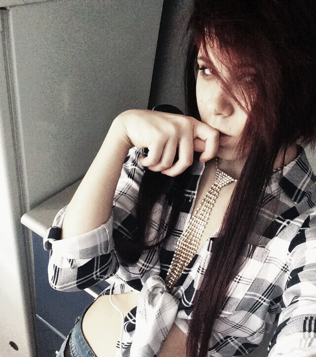 Милана привлекательная девушка из Глазова цена от 3000 руб