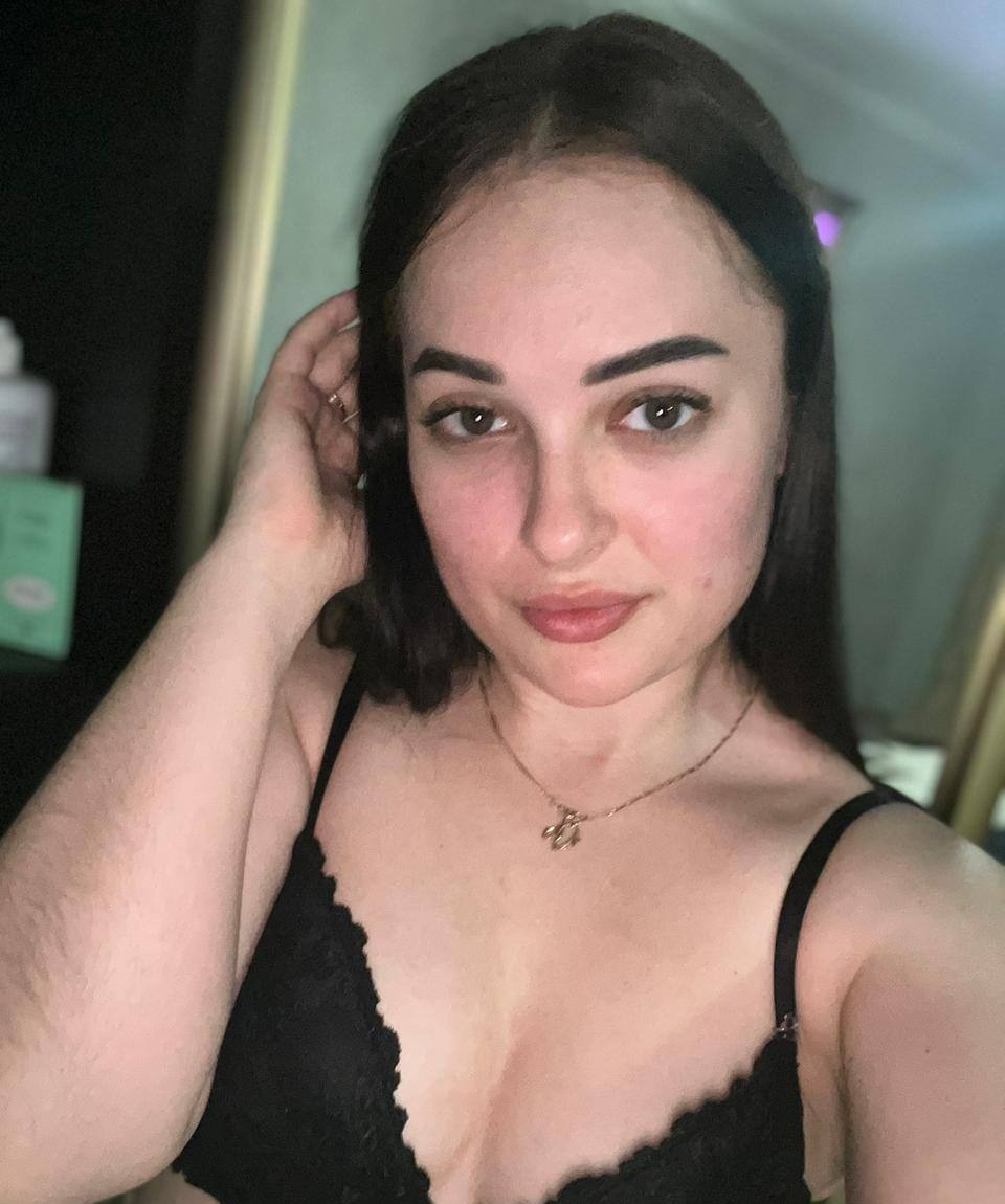 Инна привлекательная девушка из Глазова цена от 3000 руб